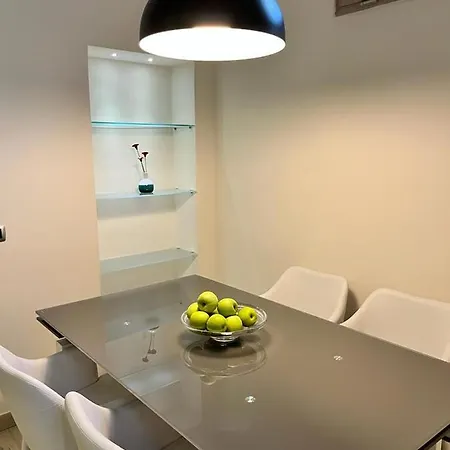 Pergamena Bianca Daire Cava deʼ Tirreni